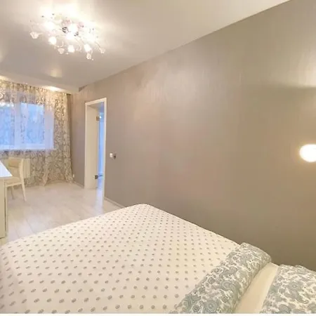 APARTMENTS метро Якуба КОЛАСА